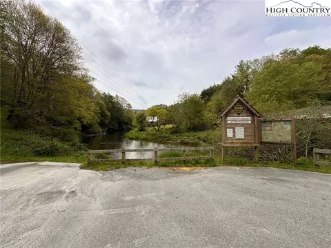 1268 N Pine Run Rd, Boone, NC 28607 photo 47