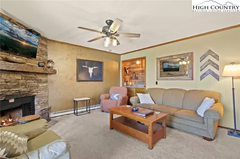 301 Pinnacle Inn Rd #2314, Beech Mountain, NC 28604 photo 6