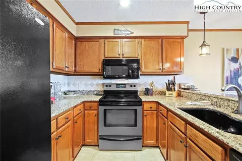 301 Pinnacle Inn Rd #2314, Beech Mountain, NC 28604 photo 9