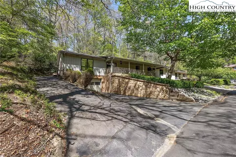 183 Laurel Dr, Boone, NC 28607 photo 3