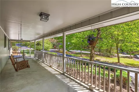 183 Laurel Dr, Boone, NC 28607 photo 6