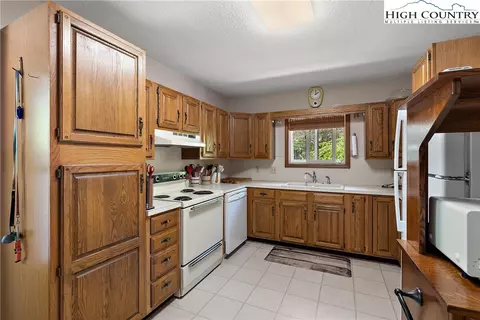 183 Laurel Dr, Boone, NC 28607 photo 12