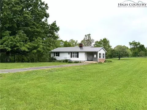 808 Piney Creek School Rd, Piney Creek, NC 28663