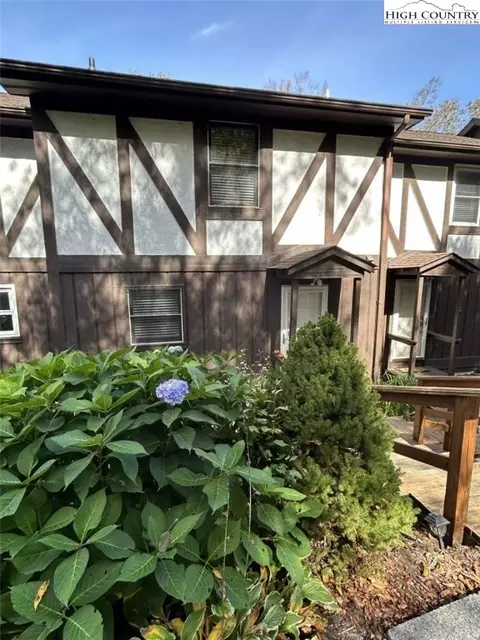 174 Grouse Moor Dr #3, Sugar Mountain, NC 28604