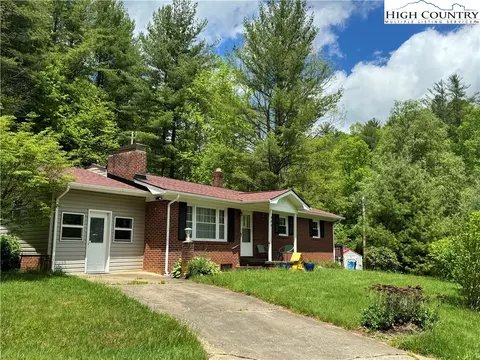 300 E Mill Creek Rd, Fleetwood, NC 28626