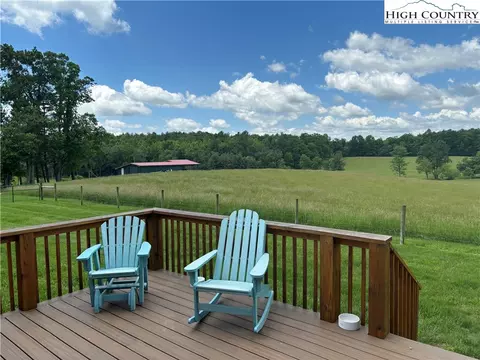 4611 Summit Rd, Purlear, NC 28665 photo 3