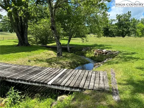 4611 Summit Rd, Purlear, NC 28665 photo 37