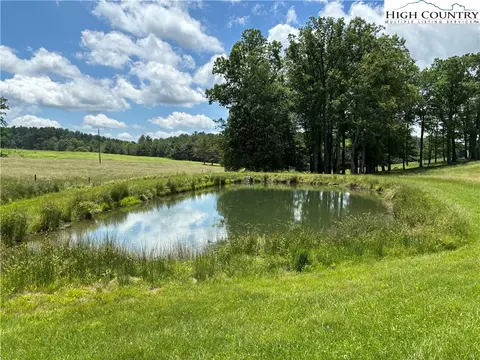 4611 Summit Rd, Purlear, NC 28665 photo 30