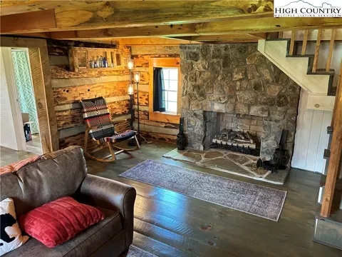 4611 Summit Rd, Purlear, NC 28665 photo 23