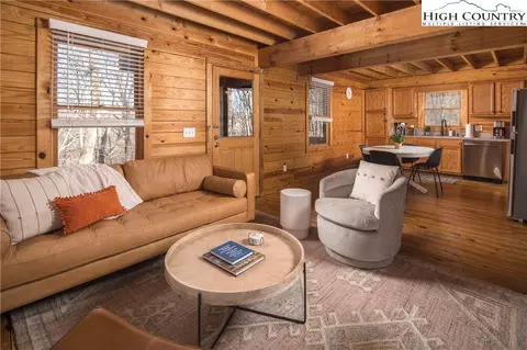 101 Red Feather Trl, Boone, NC 28607 photo 2