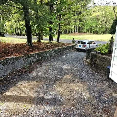 139 Charles St, Boone, NC 28607 photo 49