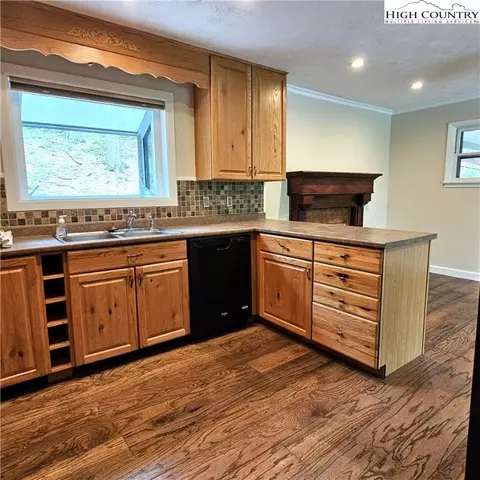 139 Charles St, Boone, NC 28607 photo 23