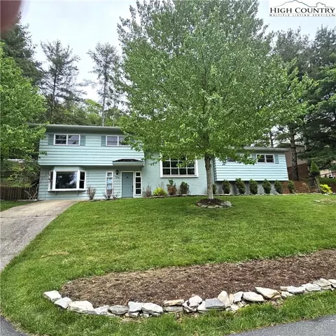 139 Charles St, Boone, NC 28607 photo 5