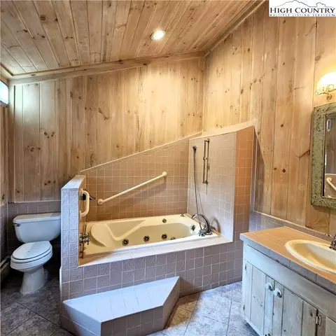 139 Charles St, Boone, NC 28607 photo 29