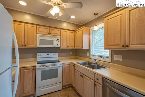 132 Juniper Dr #132, Boone, NC 28607 photo 7