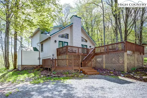 803 Charter Hills Rd, Beech Mountain, NC 28604