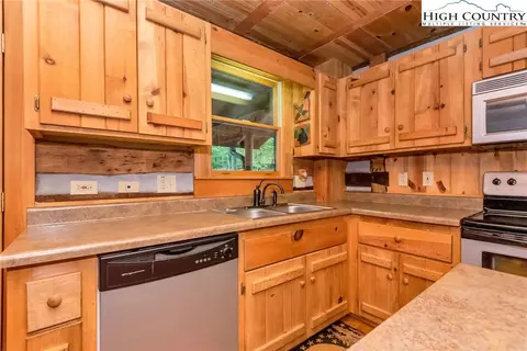 129 Old Orchard Rd, Todd, NC 28684 photo 17