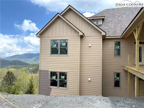 202 Ridgeline Dr #20A, Sugar Mountain, NC 28604