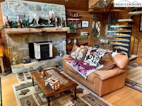 181 Quickstop Trl, Deep Gap, NC 28618 photo 5