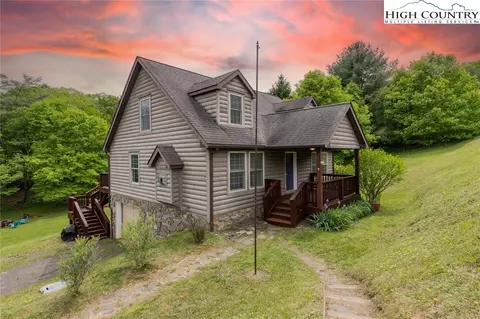 269 High Meadows Ln, Fleetwood, NC 28626