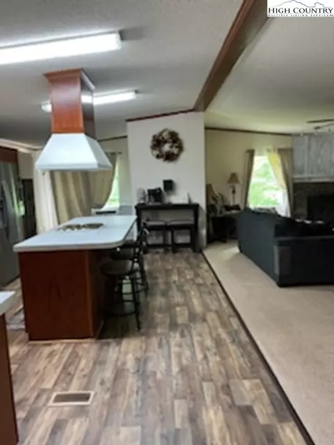 2760 Absher Rd, Traphill, NC 28685 photo 17