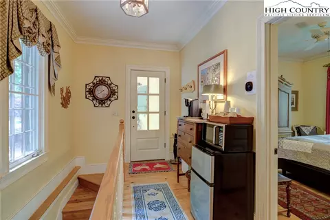 372 Longview Cir, Roaring Gap, NC 28668 photo 45