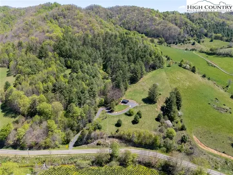 814 Roundabout Rd, Creston, NC 28615 photo 16