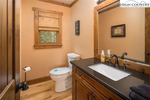 136 Village Rd, Beech Mountain, NC 28604 photo 17