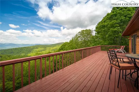 136 Village Rd, Beech Mountain, NC 28604 photo 8
