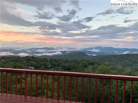 136 Village Rd, Beech Mountain, NC 28604 photo 47