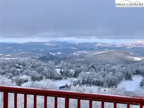 136 Village Rd, Beech Mountain, NC 28604 photo 7