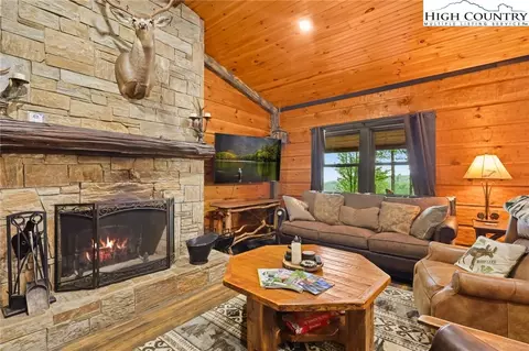 893 Buckeye Ridge Rd, Beech Mountain, NC 28604 photo 7