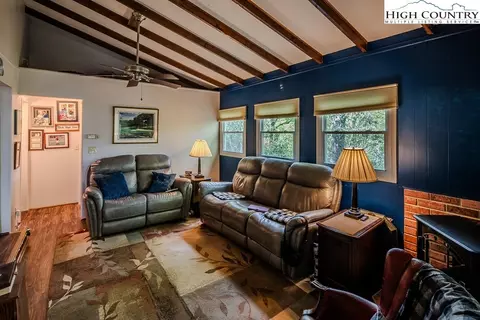 138 Park Loop, Newland, NC 28657 photo 8