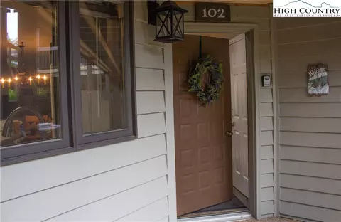 884 Chetola Lake Dr #102, Blowing Rock, NC 28605