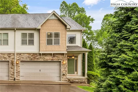 260 Azor Ct #5B, Boone, NC 28607 photo 4
