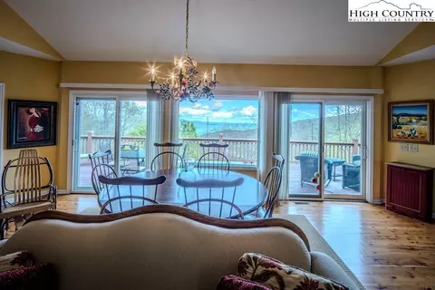 194 Tangle Ln, Seven Devils, NC 28604 photo 7