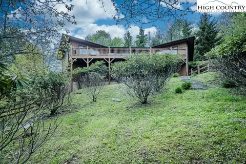 194 Tangle Ln, Seven Devils, NC 28604 photo 32