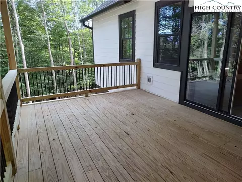 107 Greenbriar Rd, Beech Mountain, NC 28604 photo 8