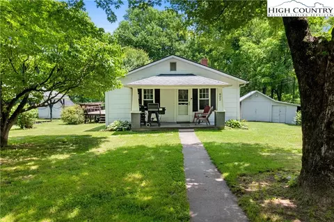 422 Brown Ridge Rd, North Wilkesboro, NC 28659