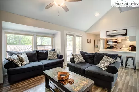 108 Northridge Rd # 4A, Beech Mountain, NC 28604 photo 4