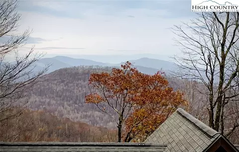 Exterior - 2472 Junaluska Rd, Boone, NC 28607 photo 6 of 8