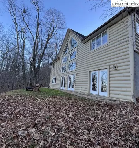 Exterior - 2472 Junaluska Rd, Boone, NC 28607 photo 2 of 8