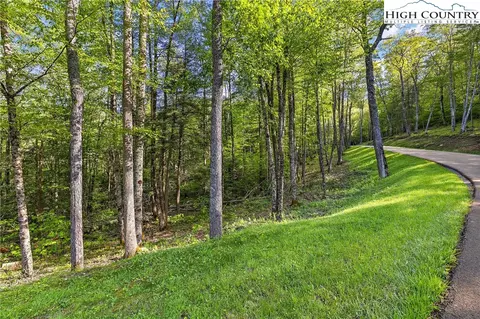 78 Eagles Nest Trl, Banner Elk, NC 28622