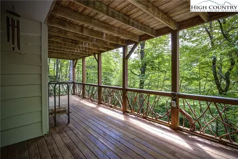 111 Forest Spring Ln, Boone, NC 28607 photo 4
