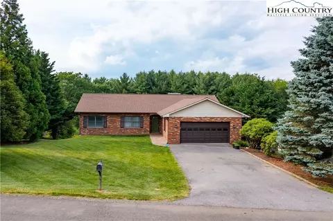 67 River Bend Rd, Sparta, NC 28675 photo 1