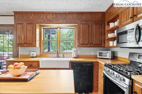 44 Pine Tree Dr, Roaring Gap, NC 28668 photo 20