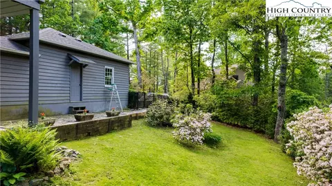 44 Pine Tree Dr, Roaring Gap, NC 28668 photo 10