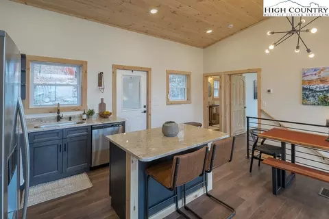 232 Wild Daisy Ln, Beech Mountain, NC 28604 photo 18