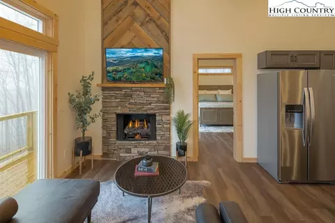 232 Wild Daisy Ln, Beech Mountain, NC 28604 photo 7