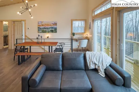 232 Wild Daisy Ln, Beech Mountain, NC 28604 photo 6